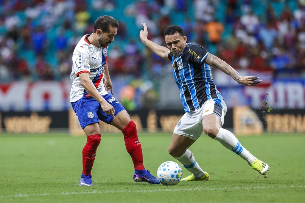 Bahia empata com o Grêmio e amplia sequência sem vitórias no Brasileirão