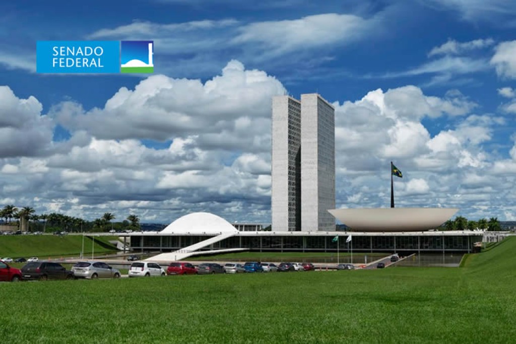 Comissão torna obrigatória informações sobre ISTs em aplicativos de relacionamento